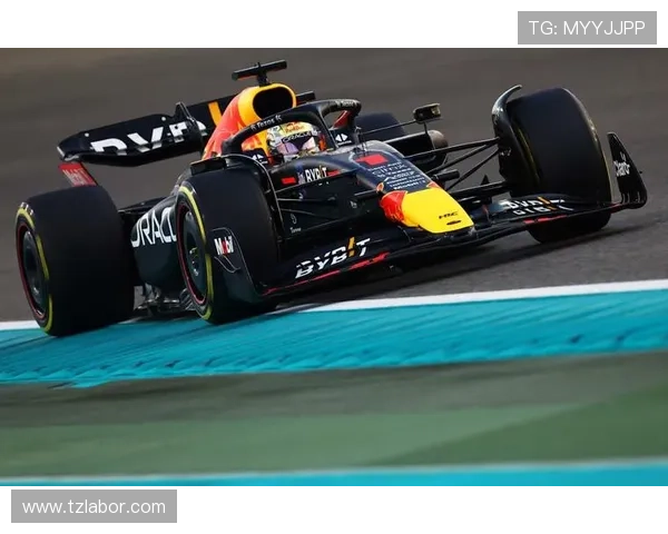 F1车队新赛季战略调整 红牛引擎优势凸显 竞争格局再度生变